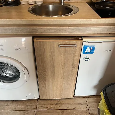 Nikolov דירה וארנה